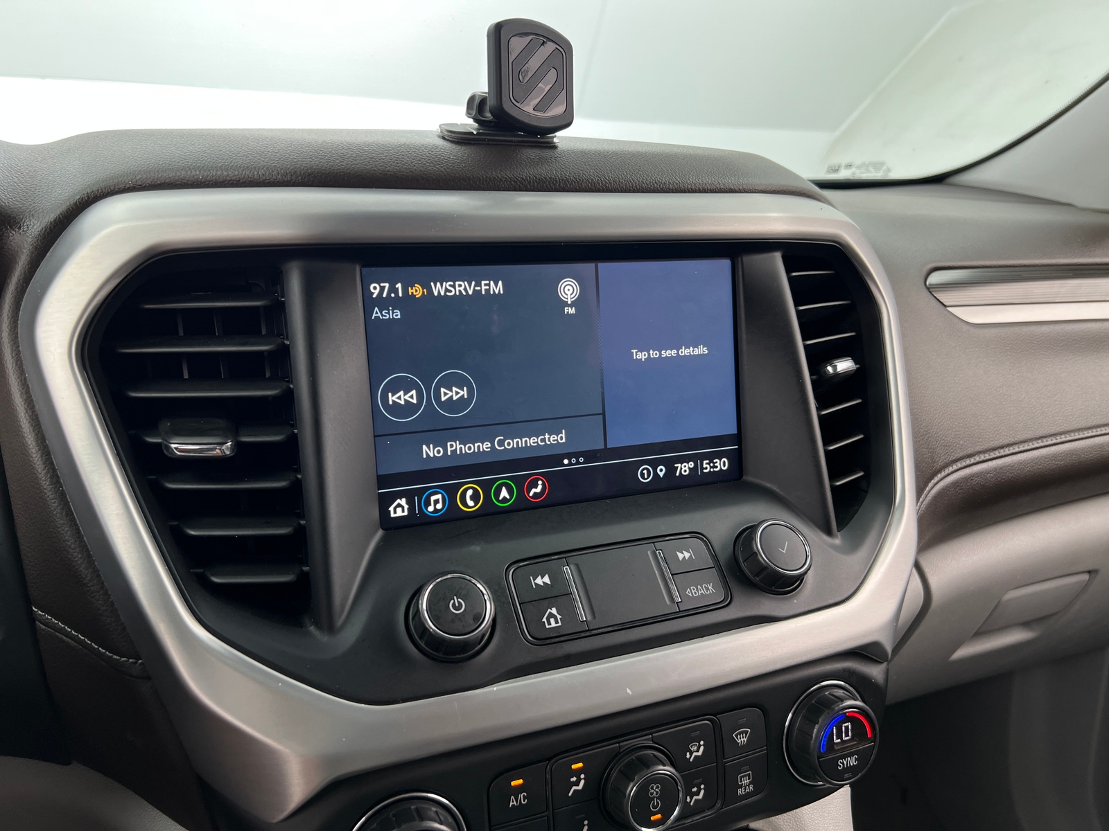 Thumbnail: 2021 GMC Acadia - 3