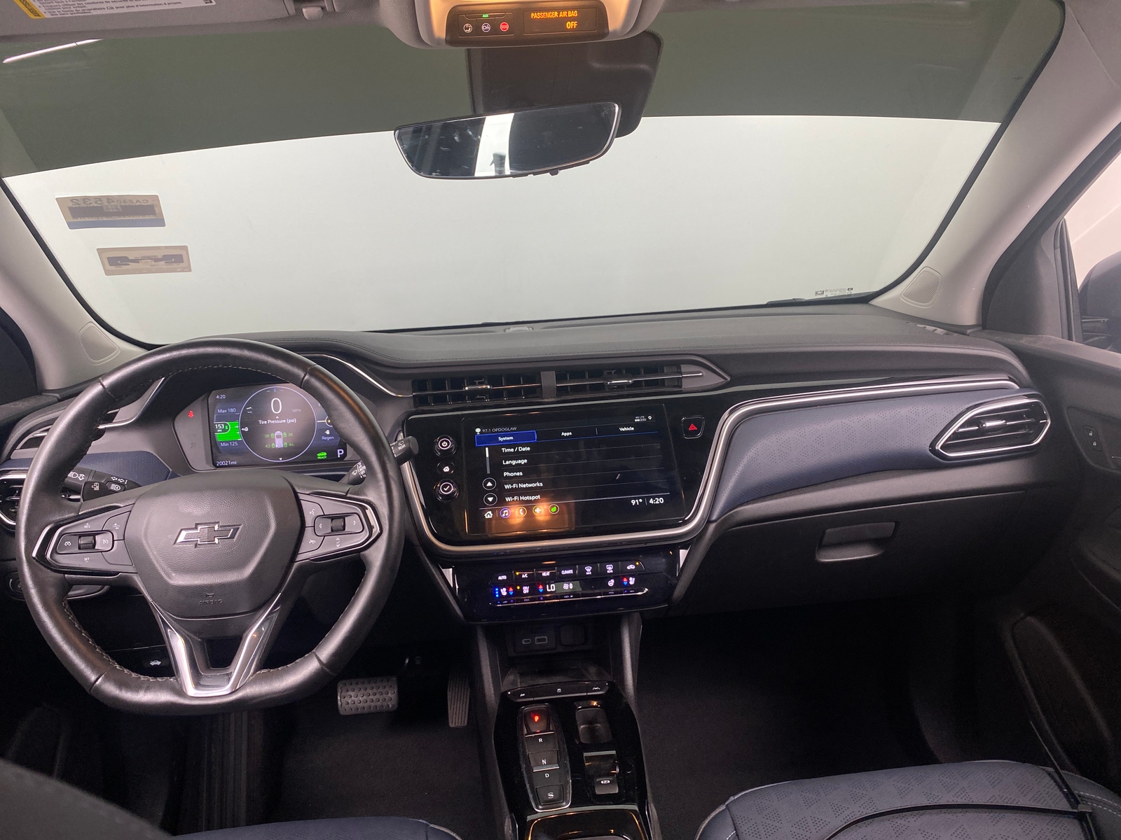 Thumbnail: 2023 Chevrolet Bolt EUV - 2