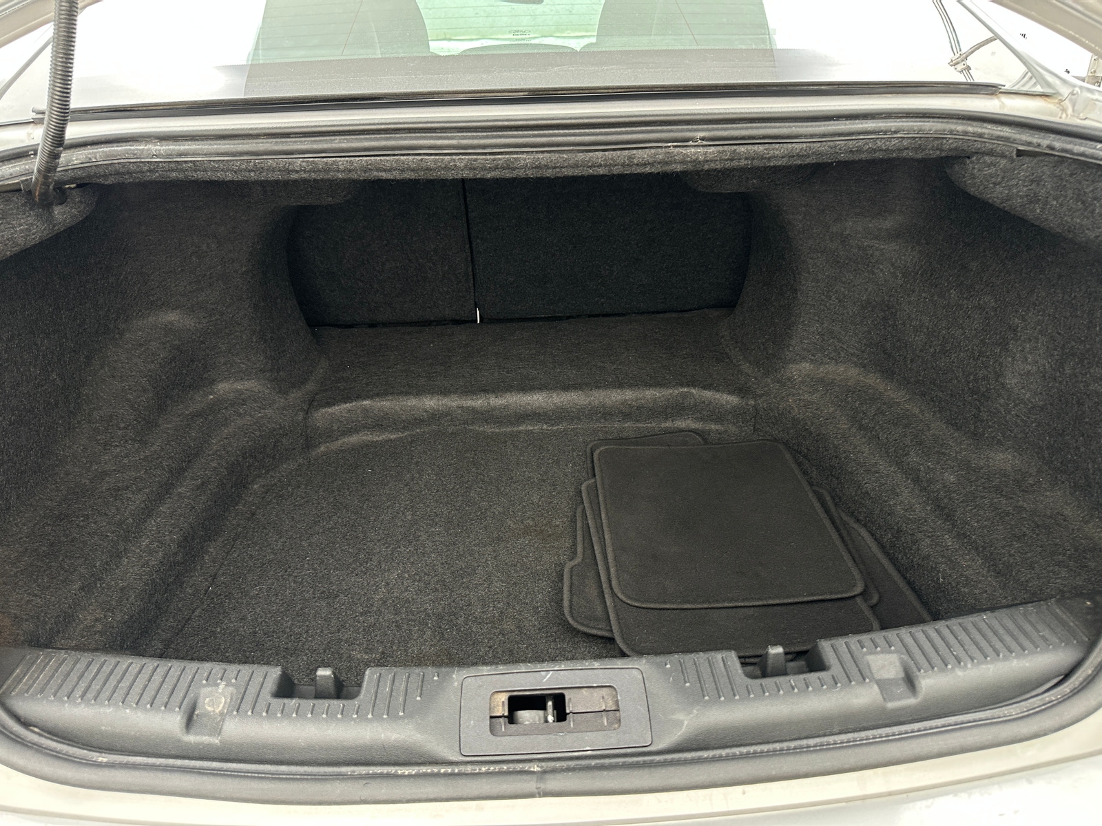 Thumbnail: 2014 Ford Taurus - 6