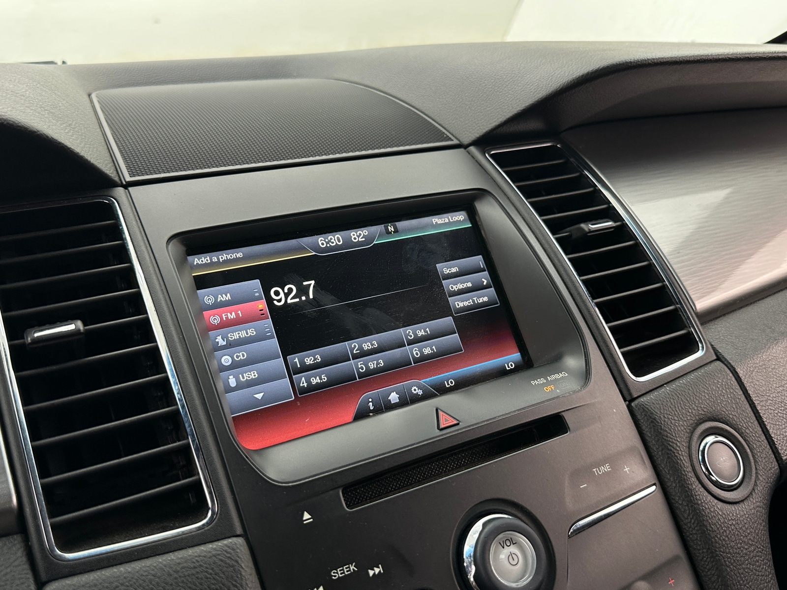 Thumbnail: 2014 Ford Taurus - 3