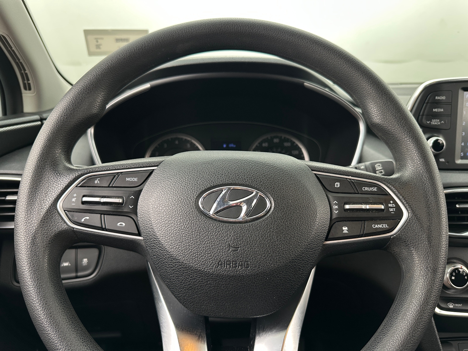 Thumbnail: 2019 Hyundai Santa Fe - 5