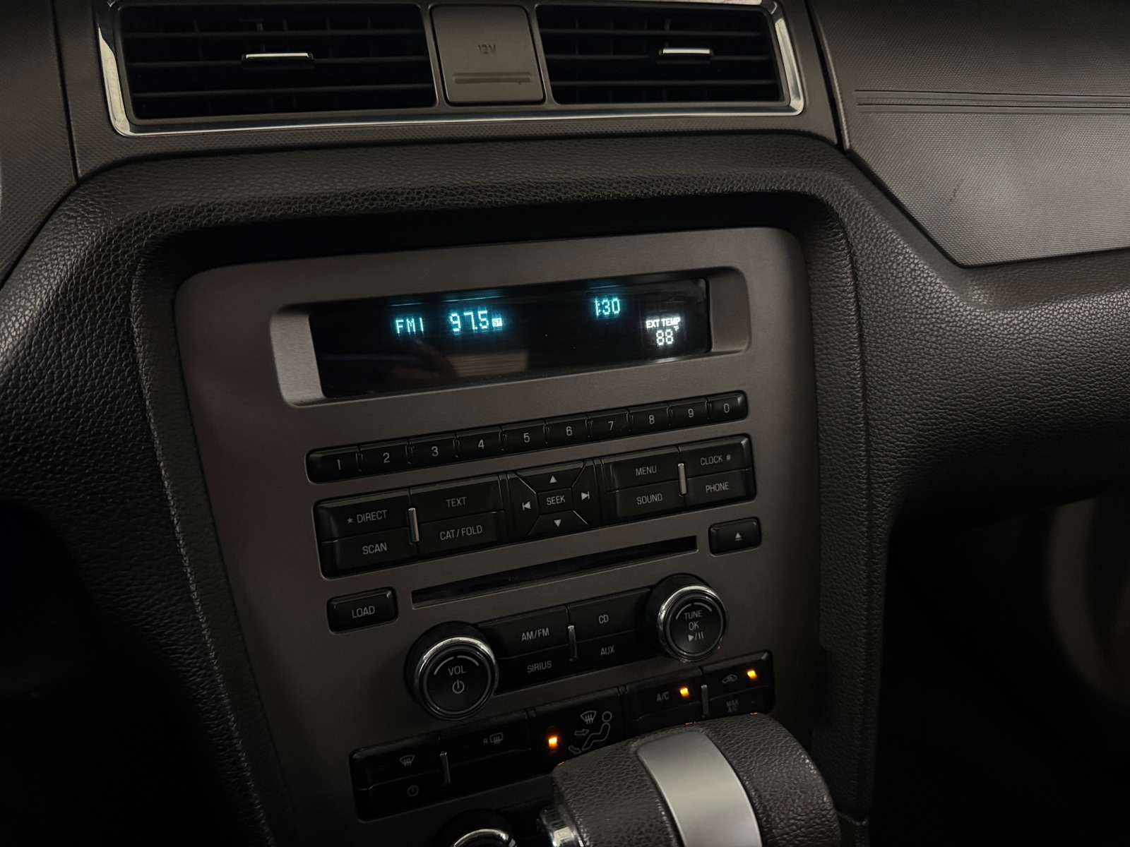 Thumbnail: 2011 Ford Mustang - 3