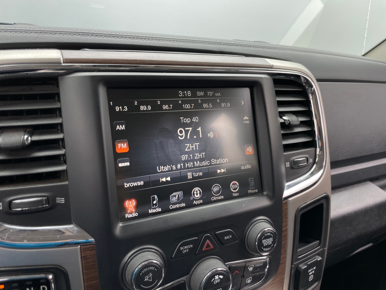 Thumbnail: 2016 RAM 1500 - 3