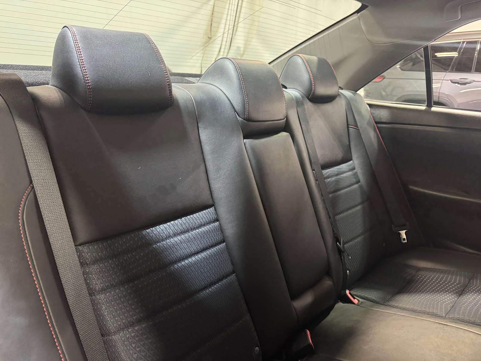 Thumbnail: 2015 Toyota Camry - 6