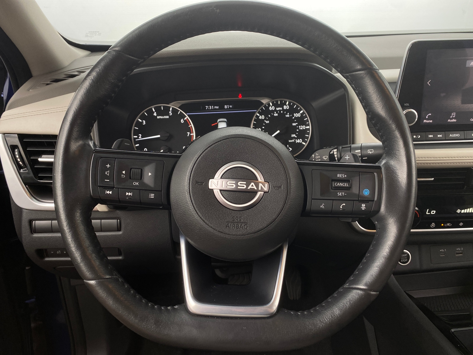 Thumbnail: 2022 Nissan Rogue - 4