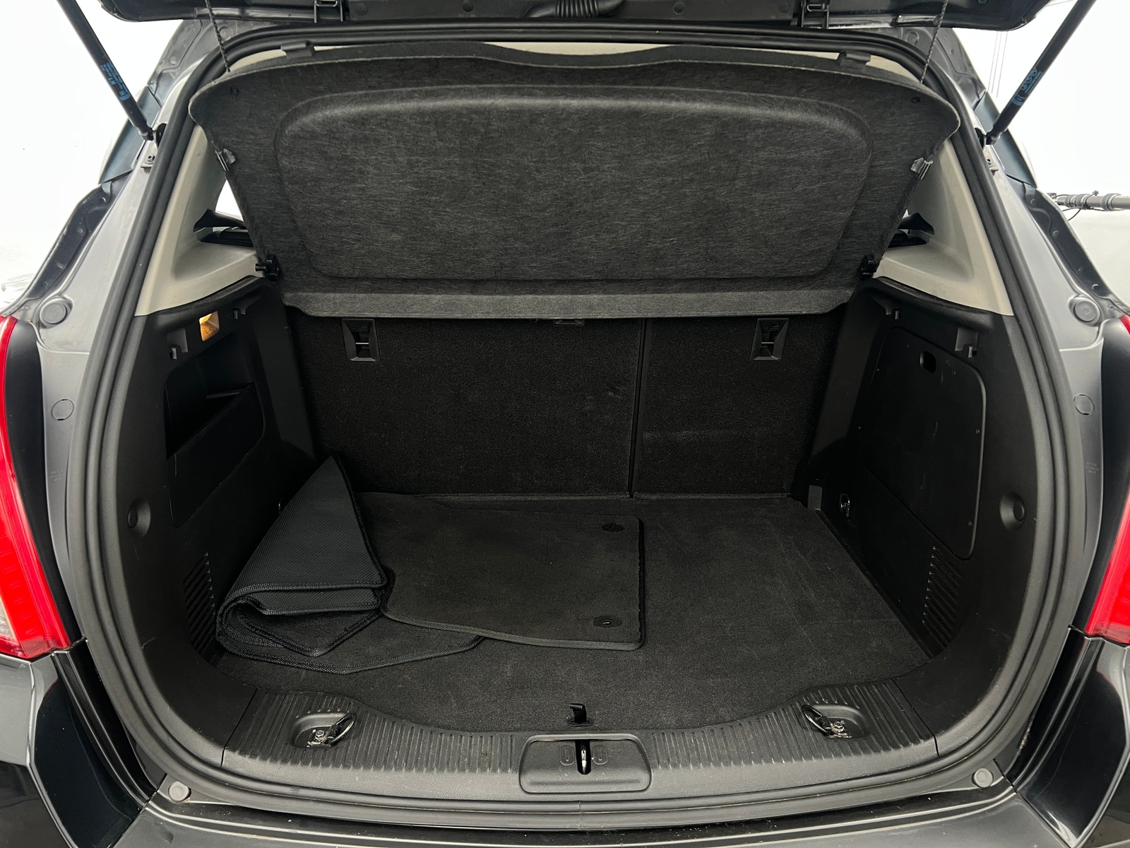 Thumbnail: 2015 Buick Encore - 7