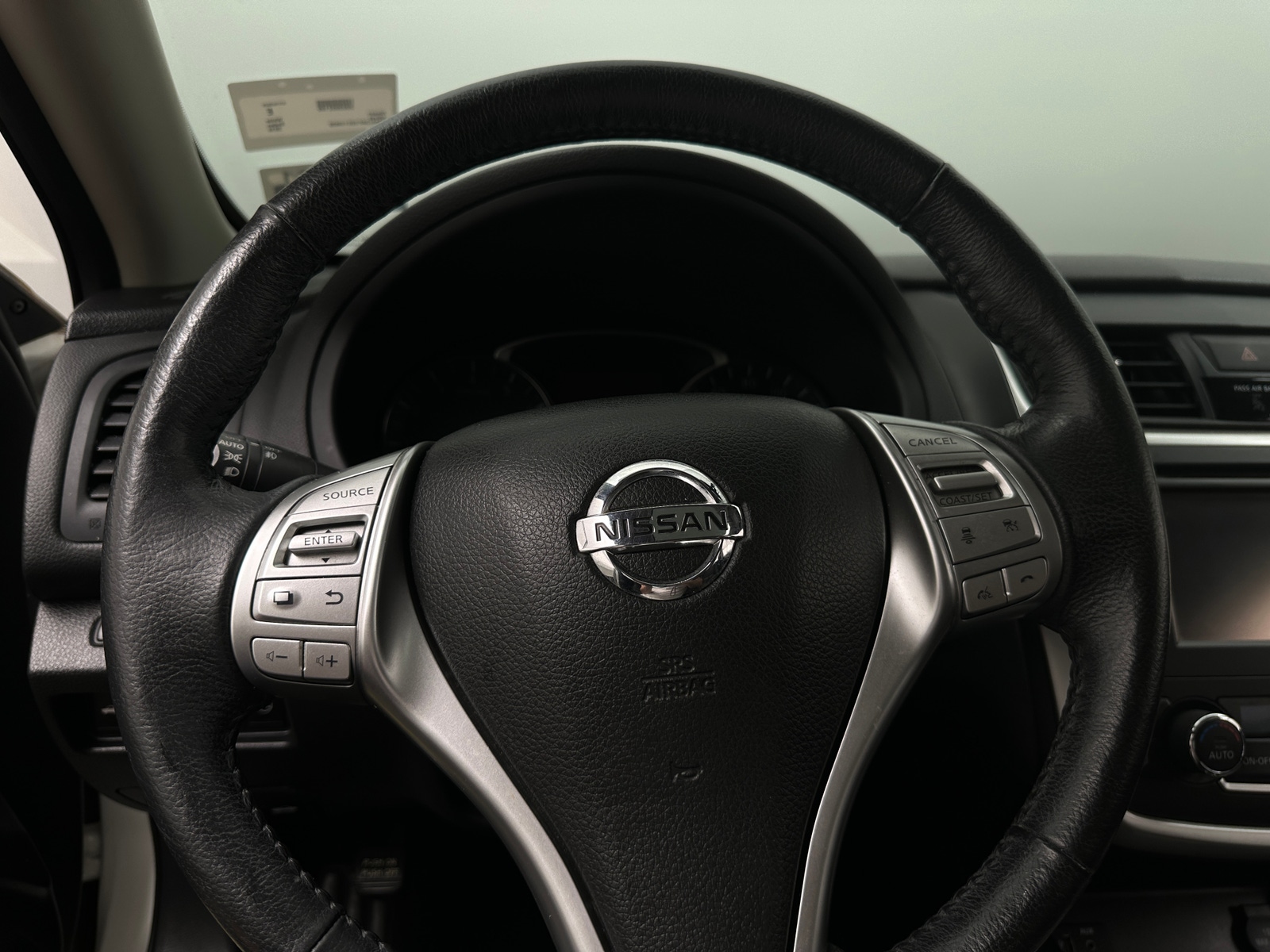 Thumbnail: 2016 Nissan Altima - 4