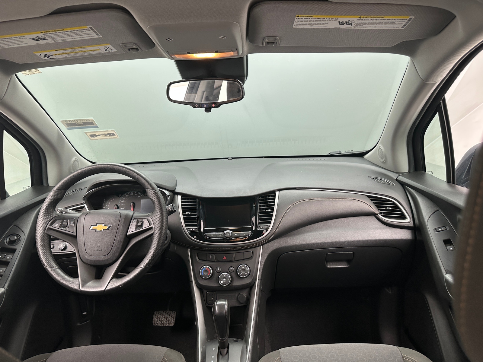 Thumbnail: 2022 Chevrolet Trax - 3