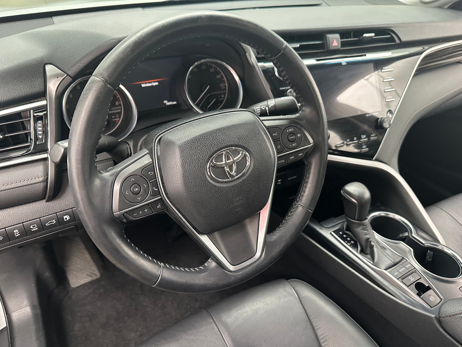 Thumbnail: 2018 Toyota Camry - 4