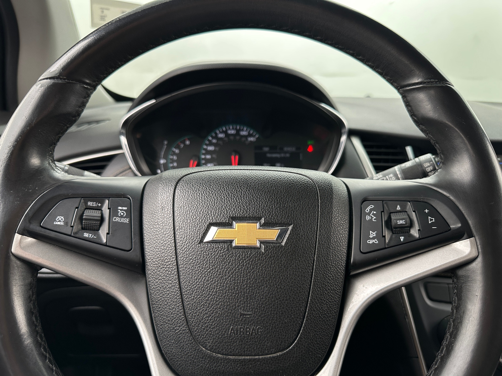 Thumbnail: 2018 Chevrolet Trax - 5