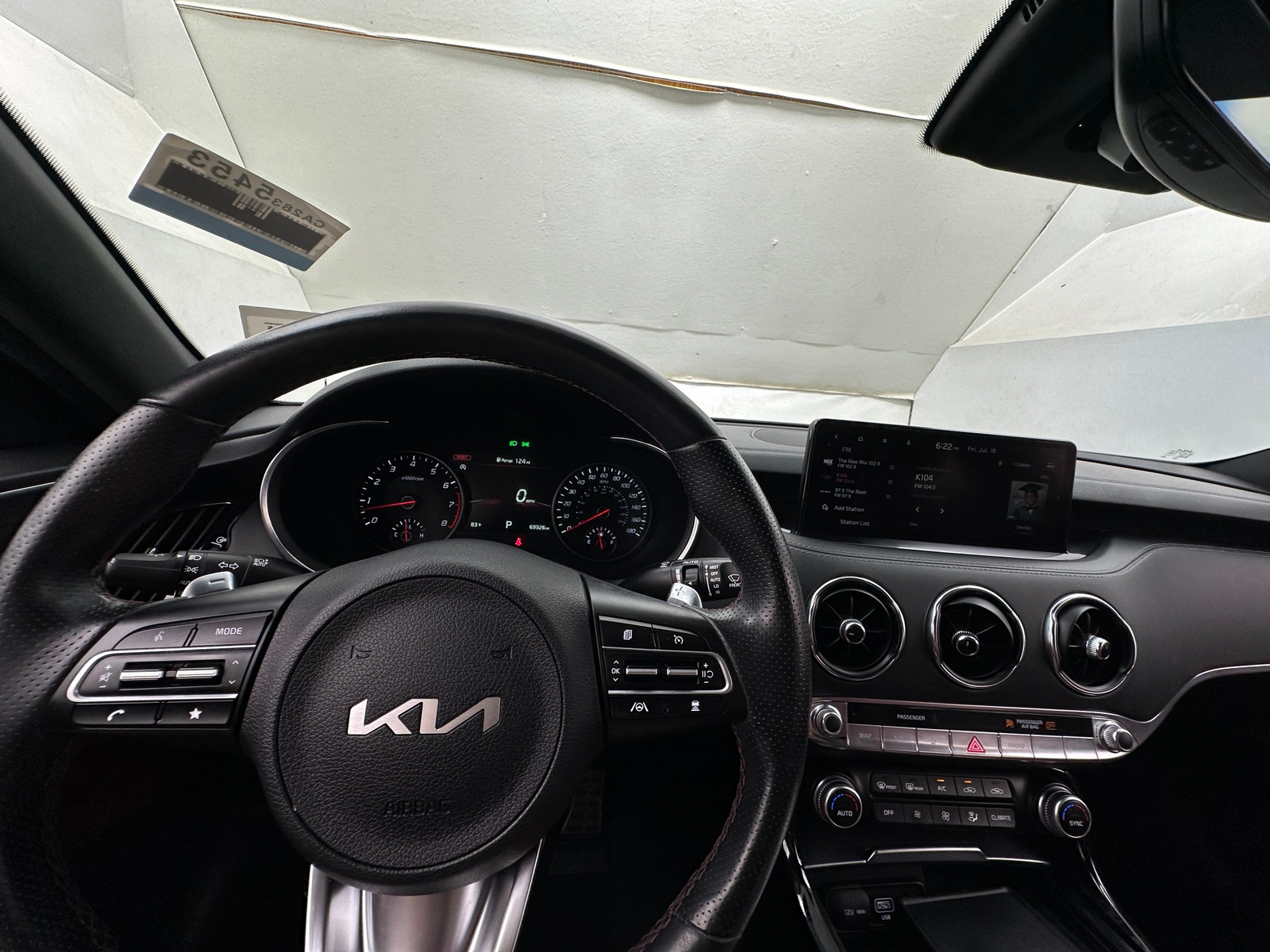 Thumbnail: 2022 Kia Stinger - 2