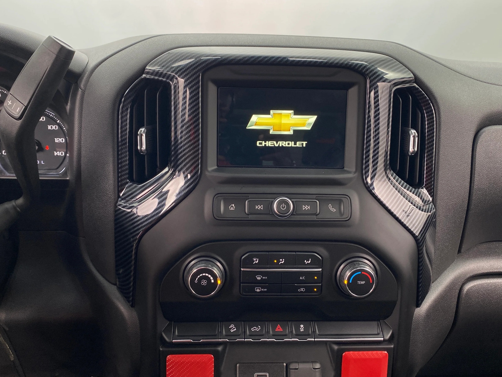 Thumbnail: 2019 Chevrolet Silverado 1500 - 4