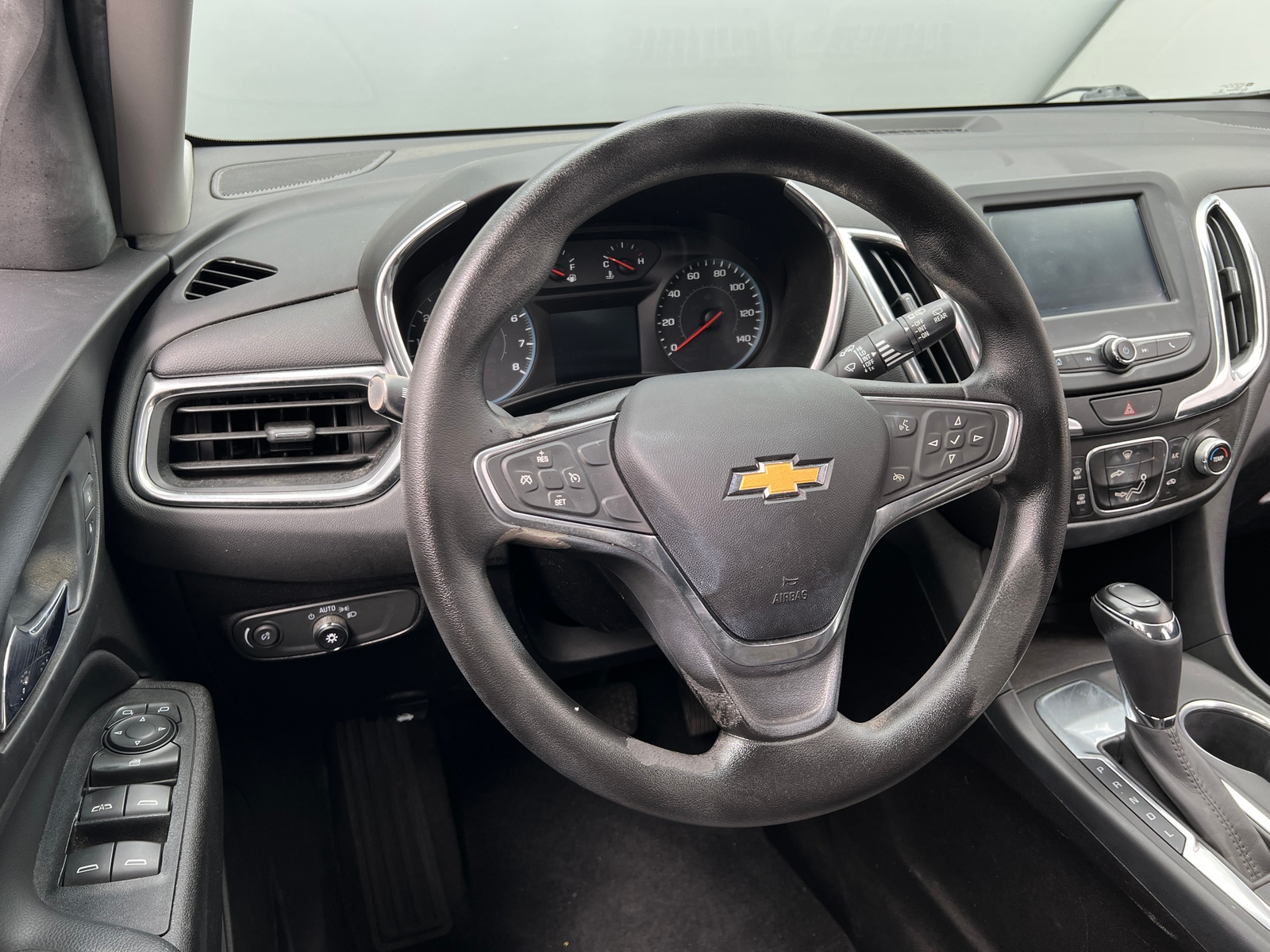 Thumbnail: 2018 Chevrolet Equinox - 5