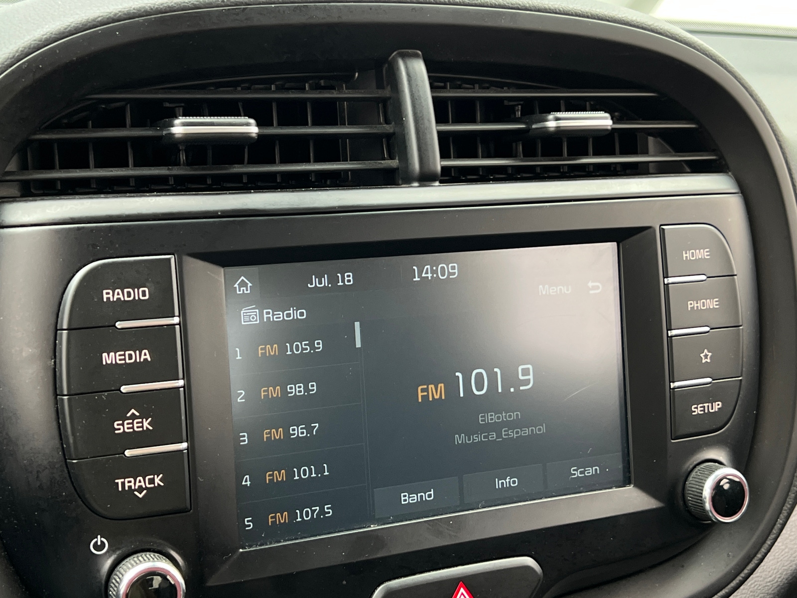 Thumbnail: 2021 Kia Soul - 4