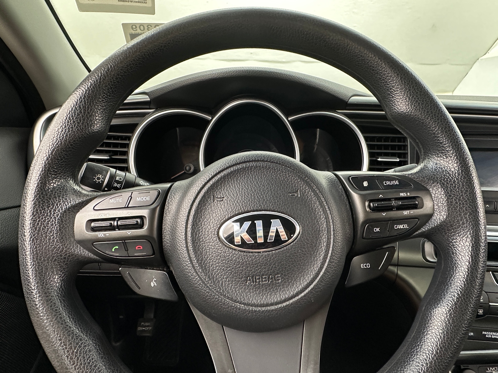 Thumbnail: 2015 Kia Optima - 5