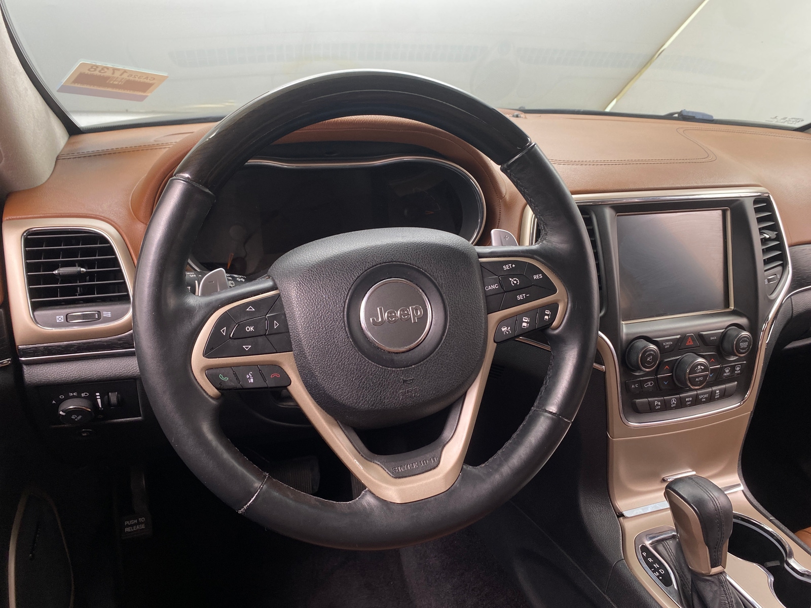 Thumbnail: 2016 Jeep Grand Cherokee - 4