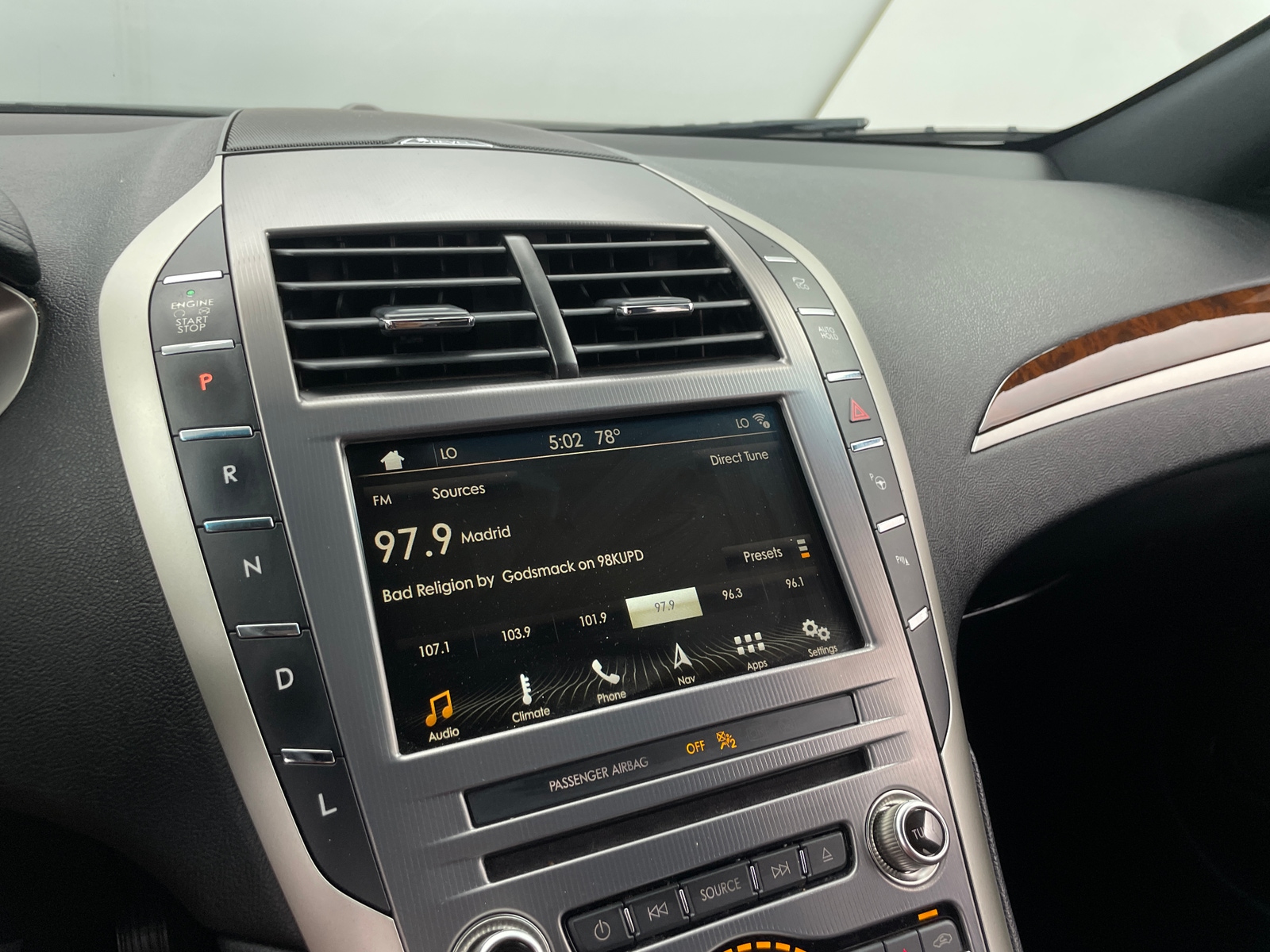 Thumbnail: 2019 Lincoln MKZ - 3