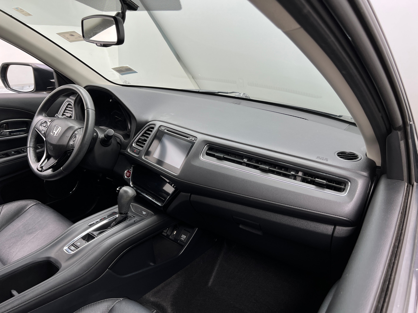 Thumbnail: 2018 Honda HR-V - 2