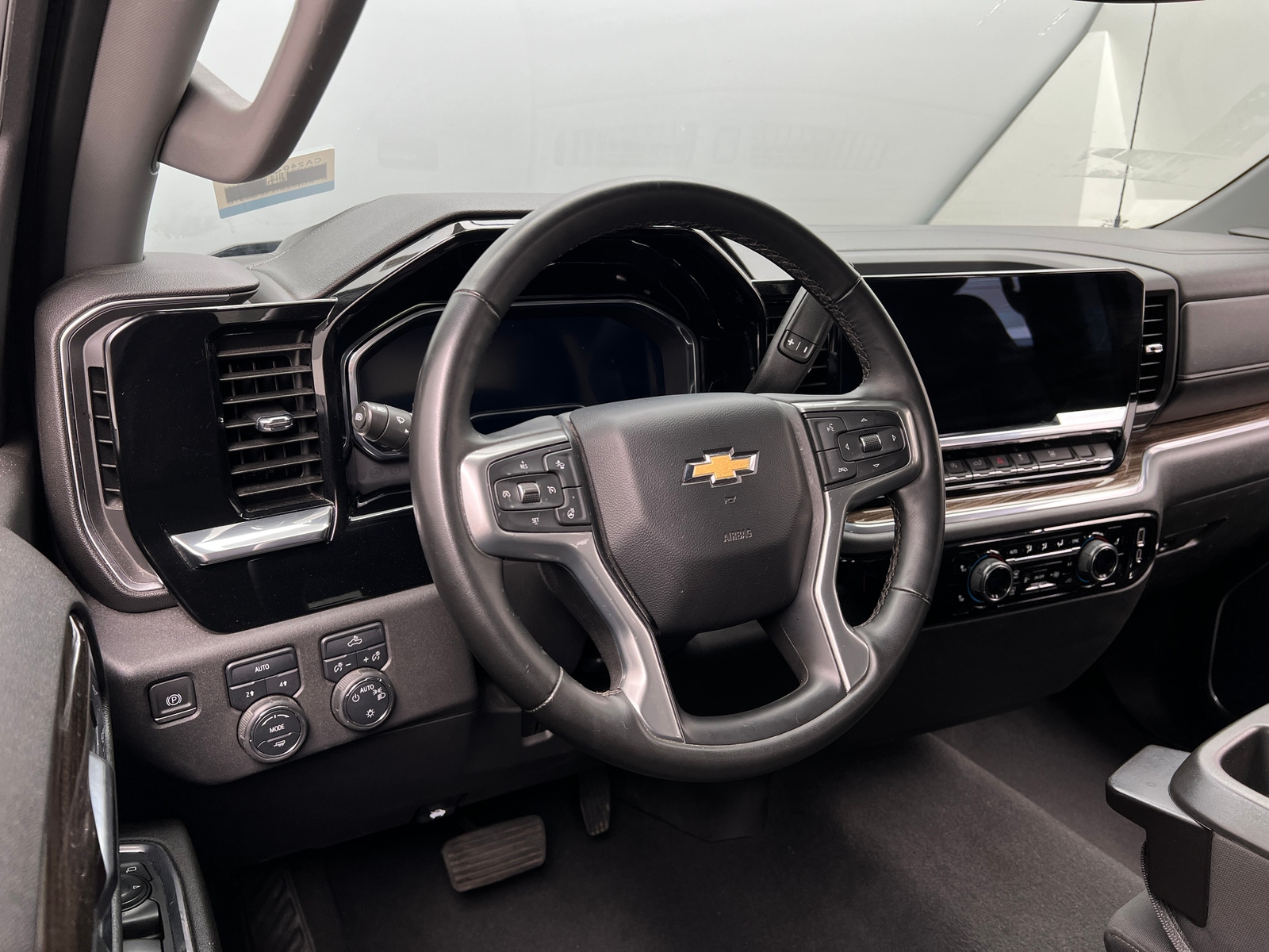 Thumbnail: 2023 Chevrolet Silverado 1500 - 5