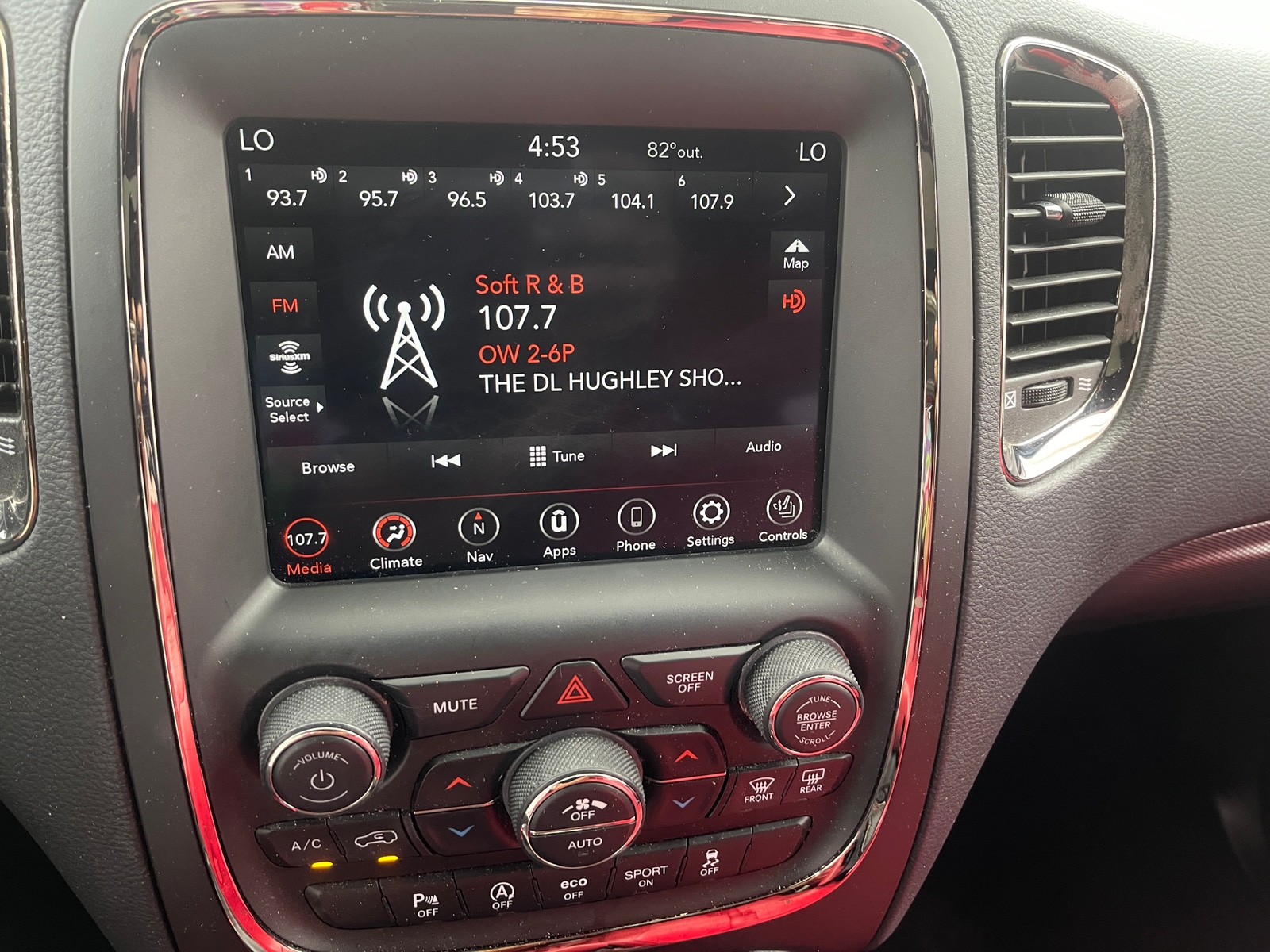 Thumbnail: 2019 Dodge Durango - 3