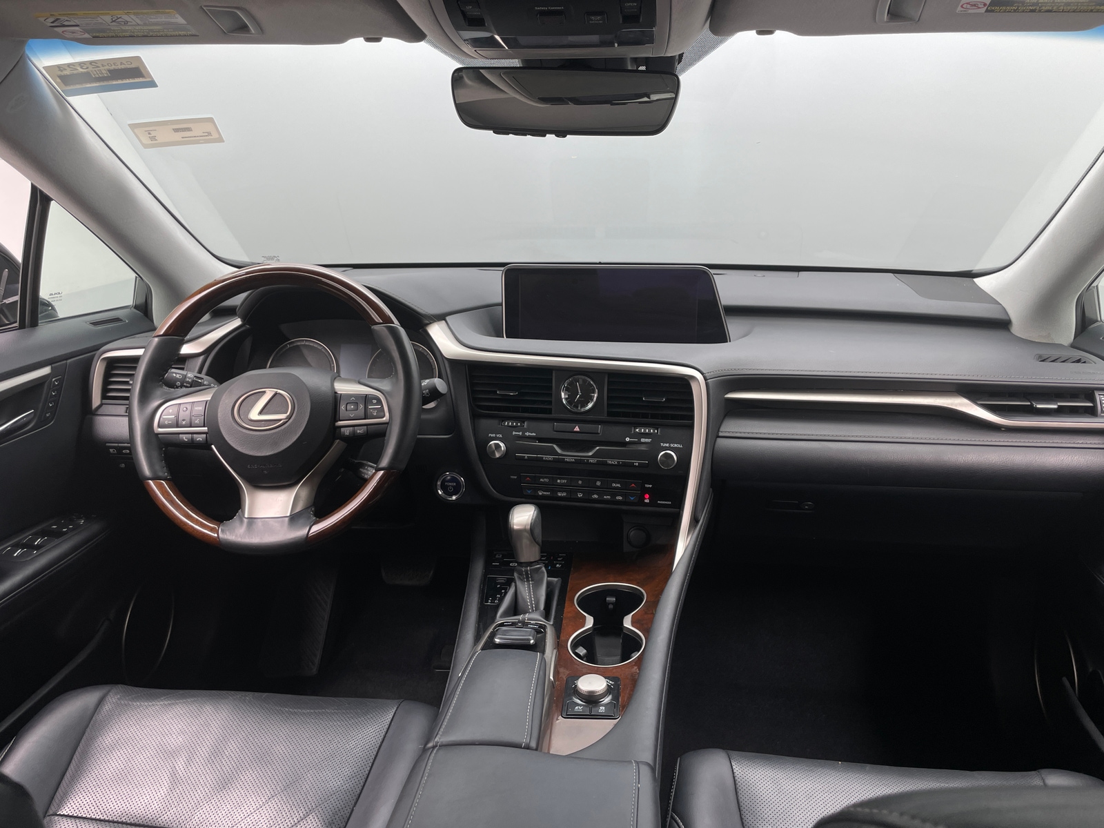 Thumbnail: 2019 Lexus RX - 3
