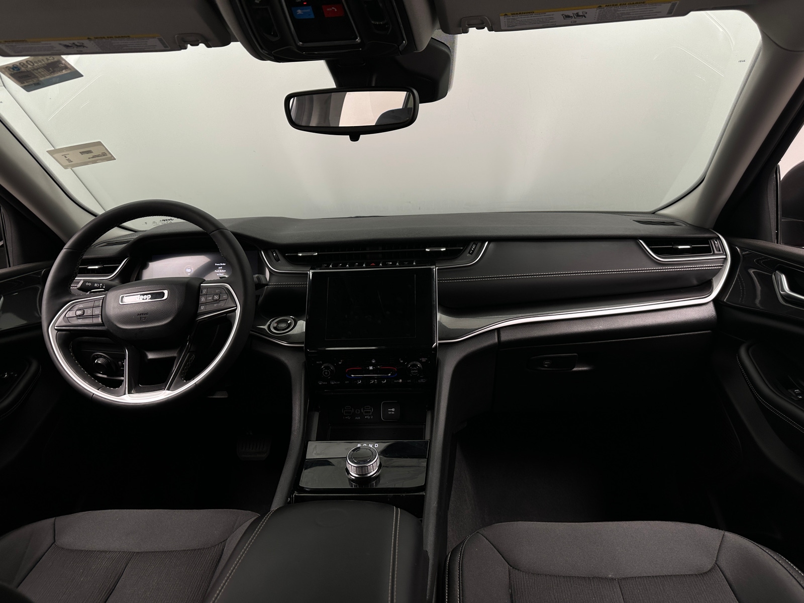 Thumbnail: 2023 Jeep Grand Cherokee - 3