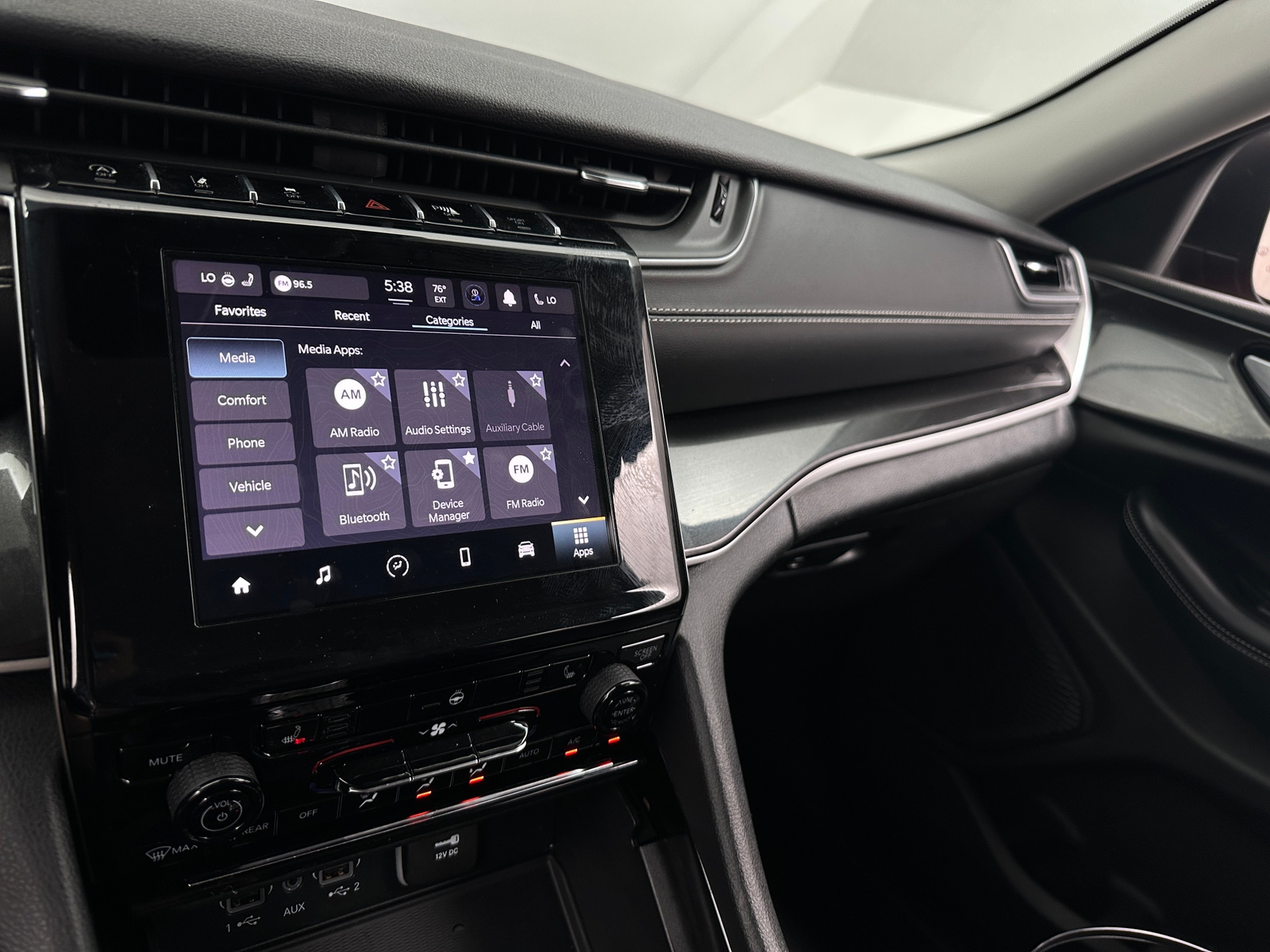 Thumbnail: 2023 Jeep Grand Cherokee - 4