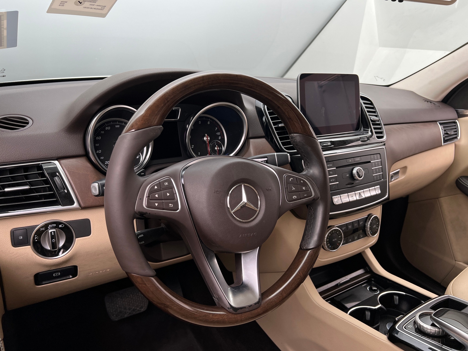 Thumbnail: 2018 Mercedes-Benz GLE - 4