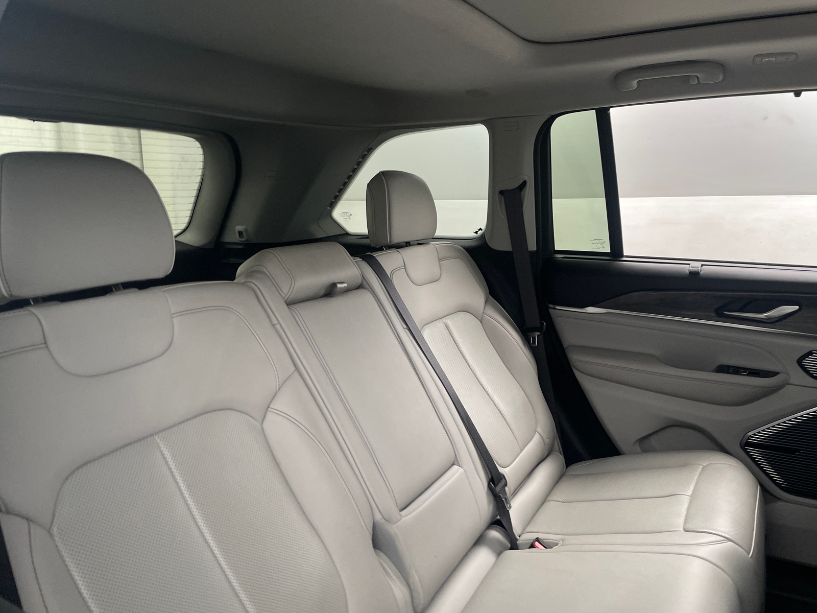 Thumbnail: 2023 Jeep Grand Cherokee - 5