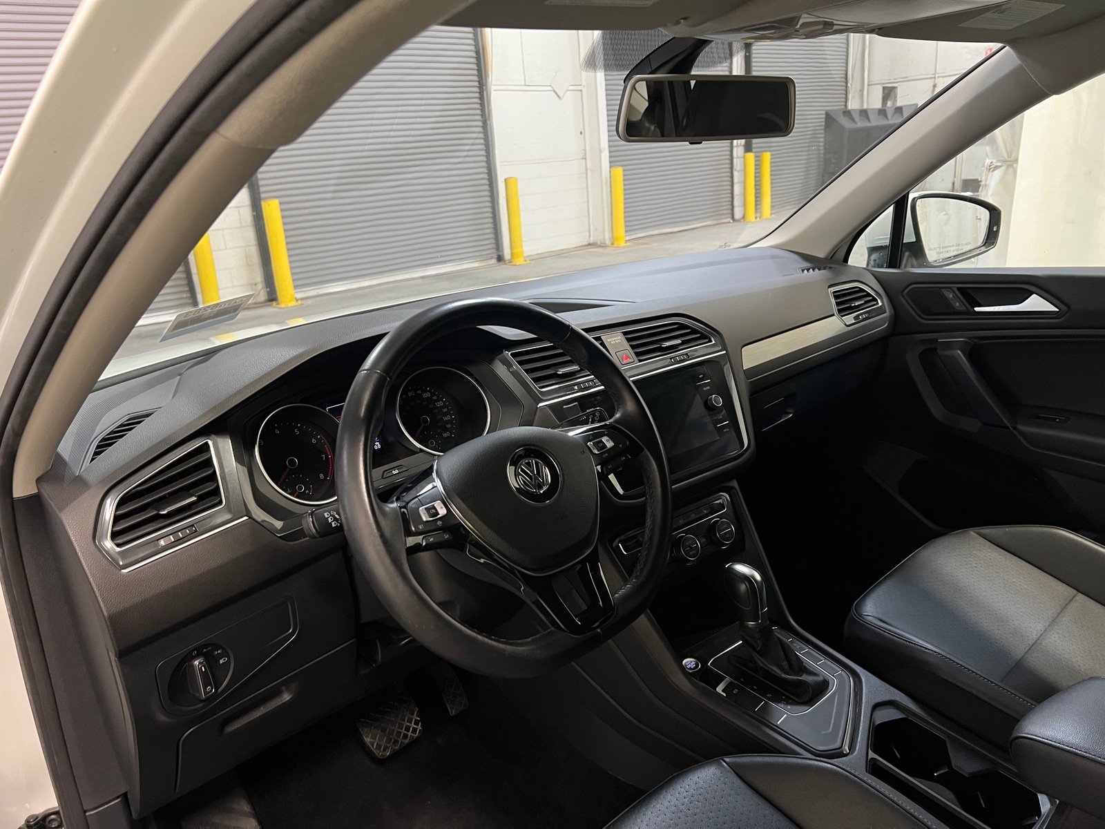 Thumbnail: 2019 Volkswagen Tiguan - 2
