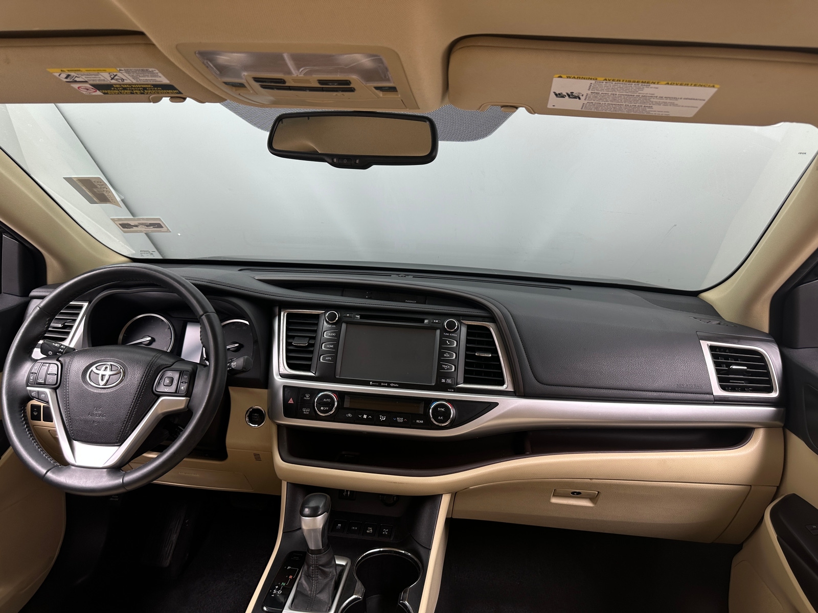 Thumbnail: 2016 Toyota Highlander - 2