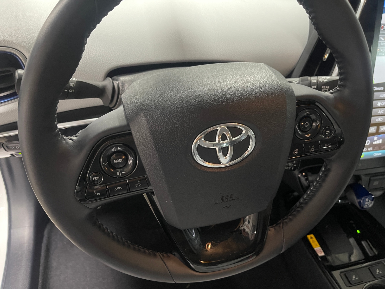 Thumbnail: 2022 Toyota Prius - 4
