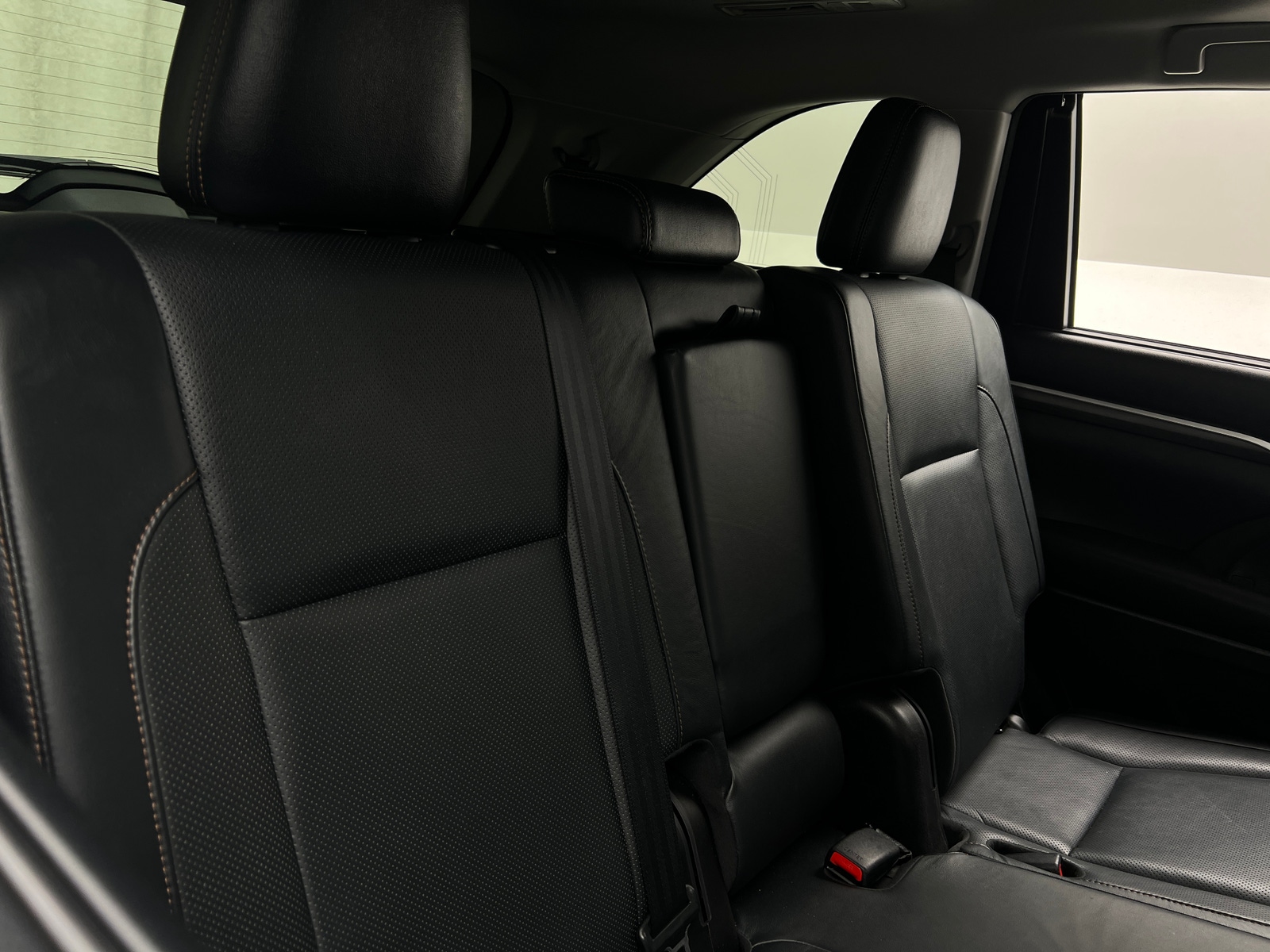 Thumbnail: 2017 Toyota Highlander - 5