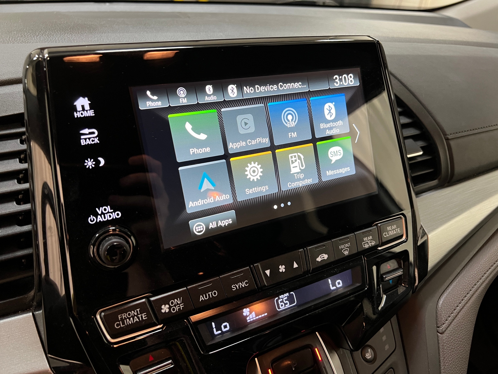 Thumbnail: 2019 Honda Odyssey - 3