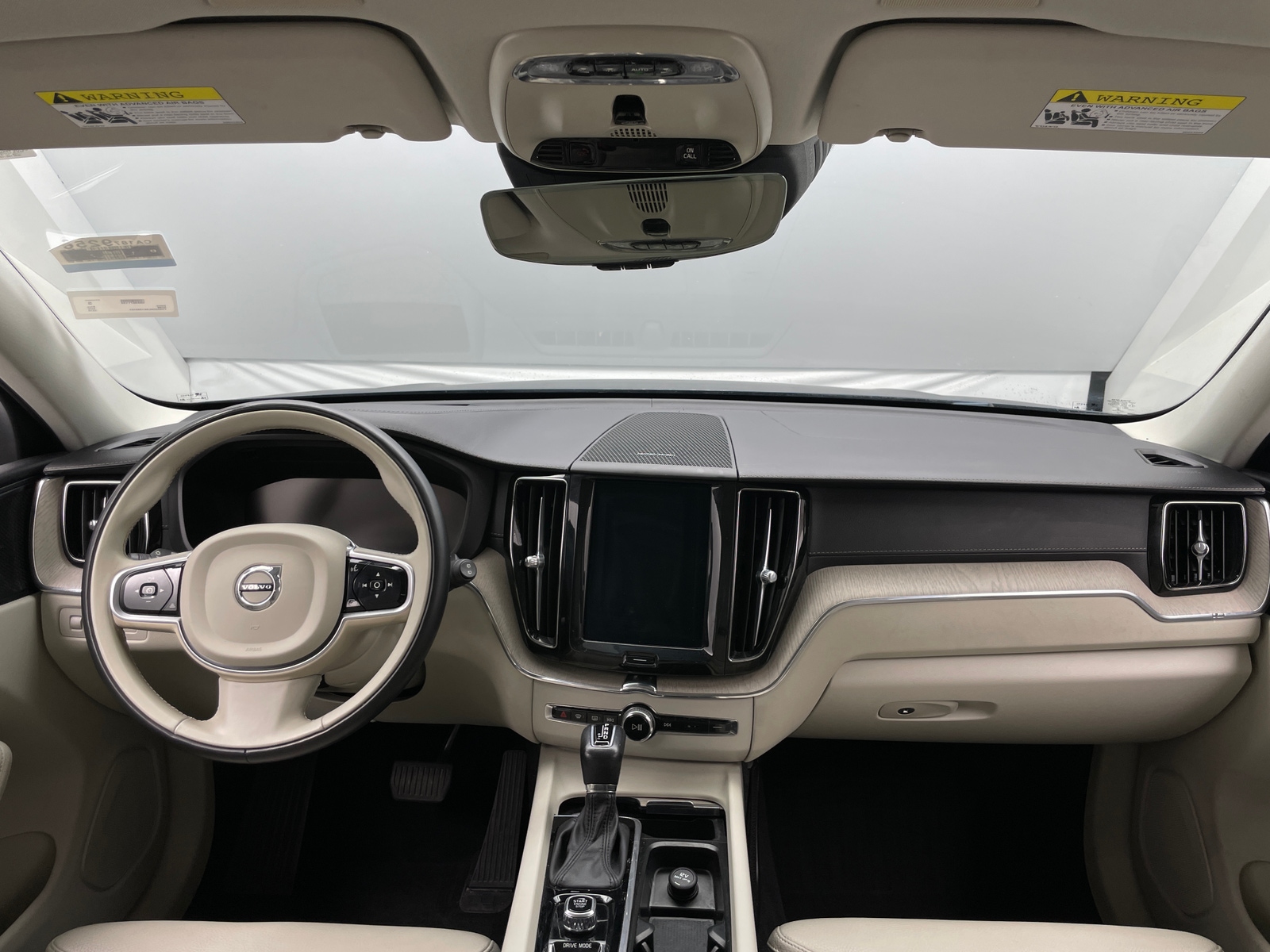 Thumbnail: 2019 Volvo XC60 - 2