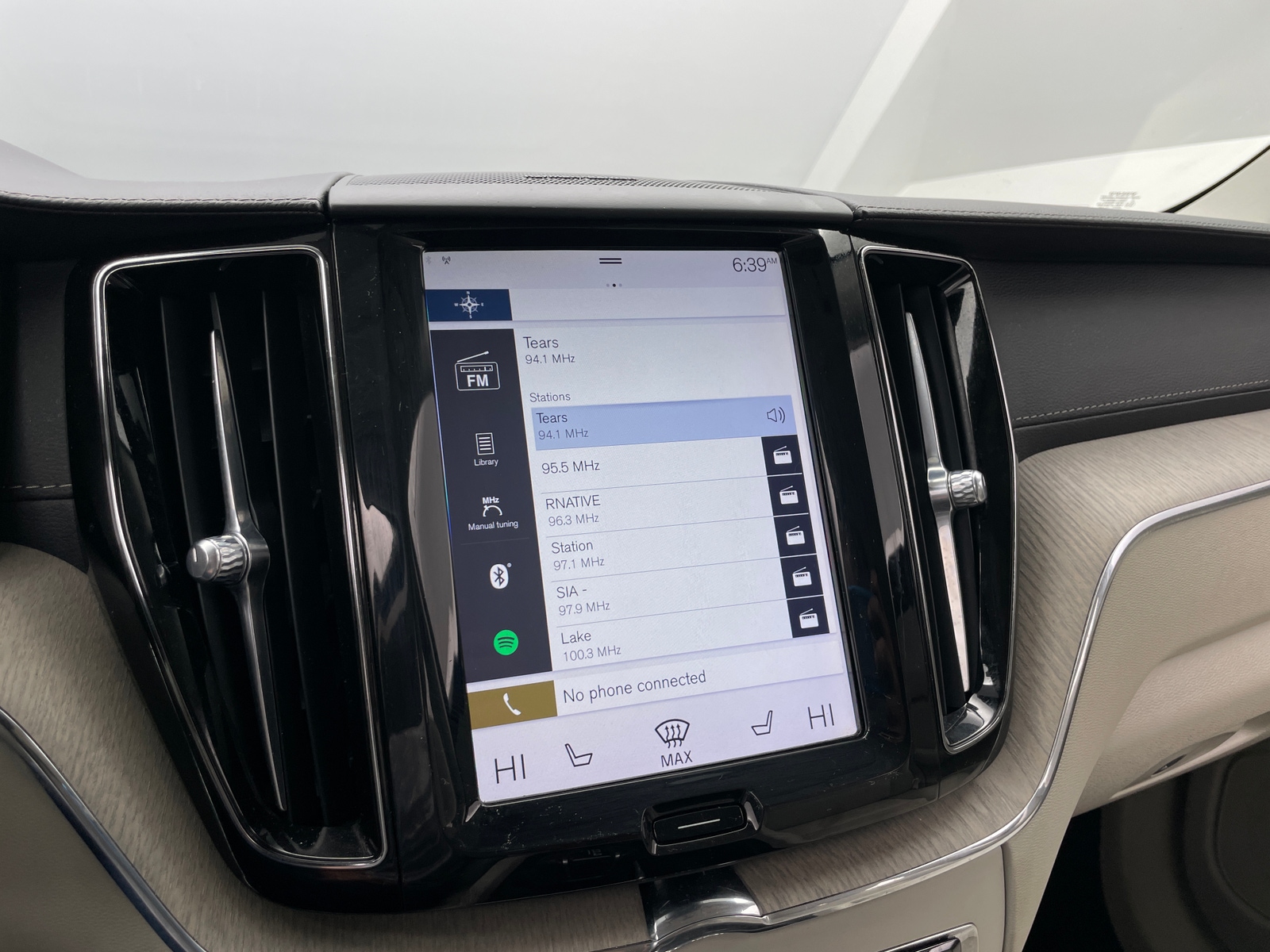 Thumbnail: 2019 Volvo XC60 - 3