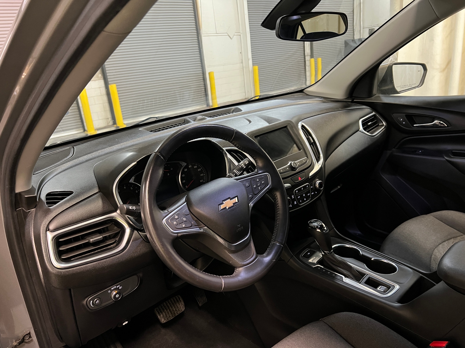Thumbnail: 2019 Chevrolet Equinox - 3
