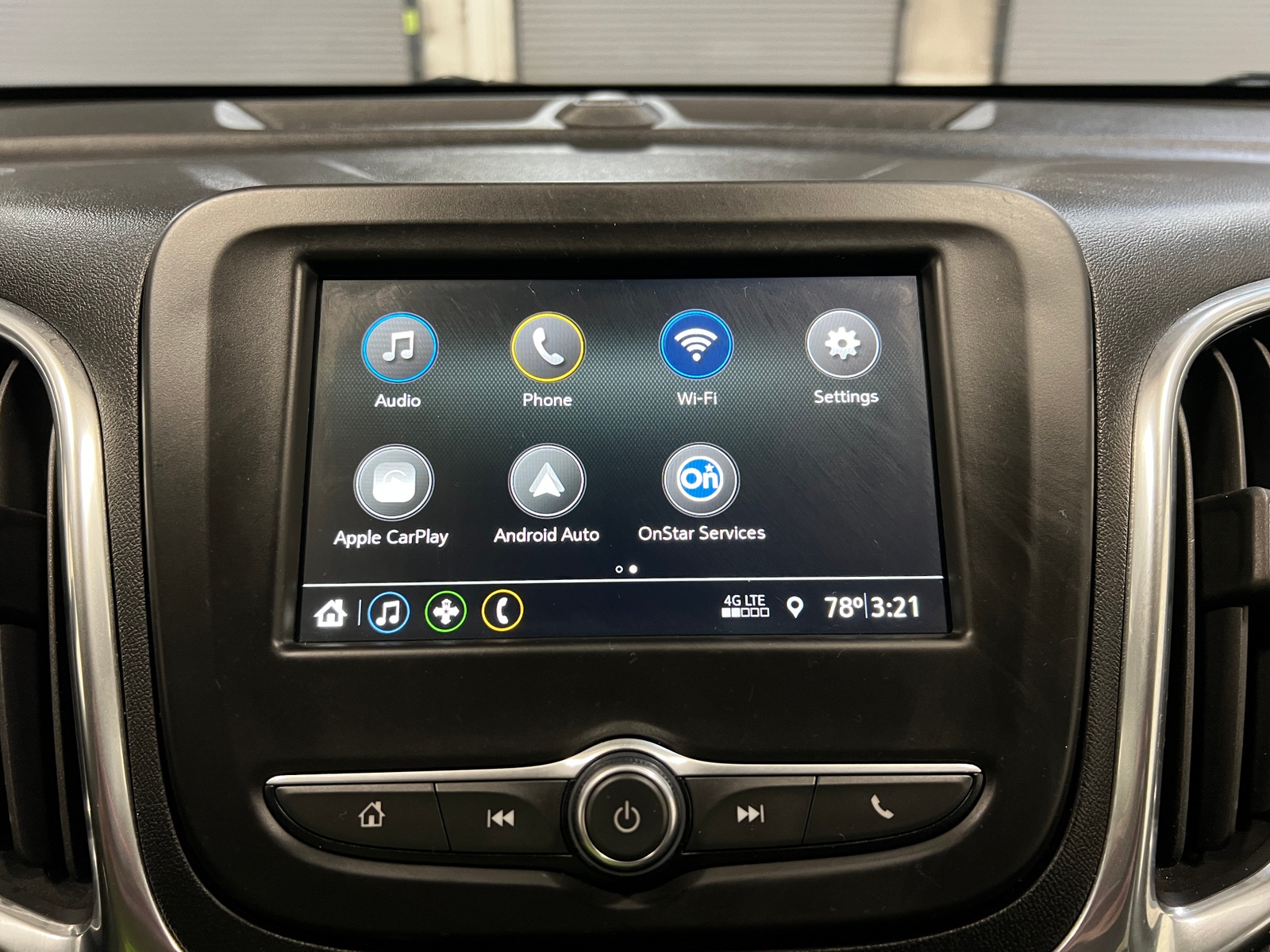 Thumbnail: 2019 Chevrolet Equinox - 4