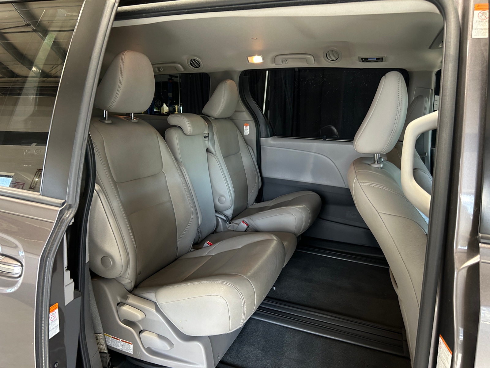 Thumbnail: 2020 Toyota Sienna - 5