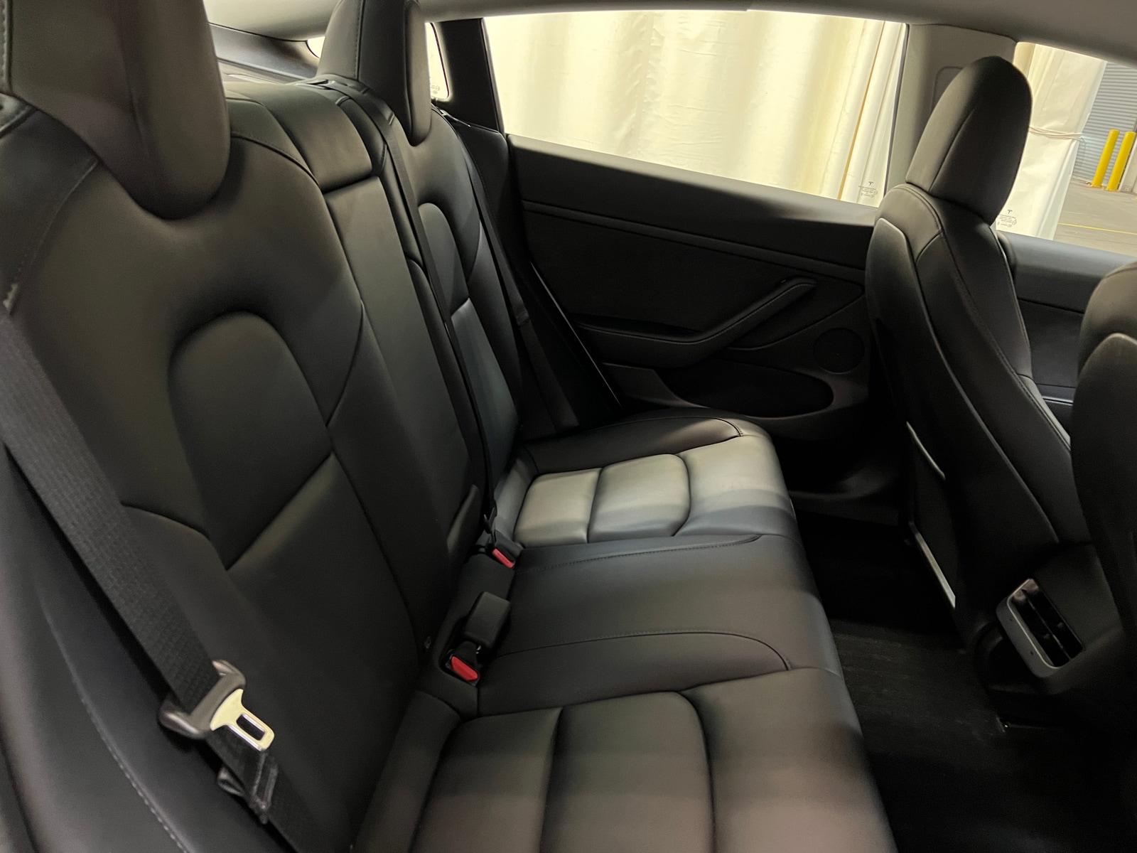 Thumbnail: 2022 Tesla Model 3 - 5