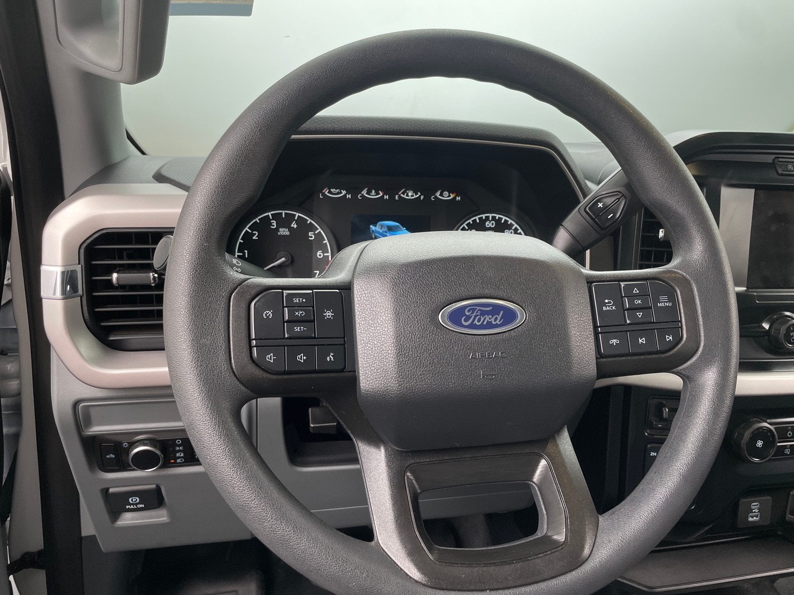 Thumbnail: 2023 Ford Econoline - 5