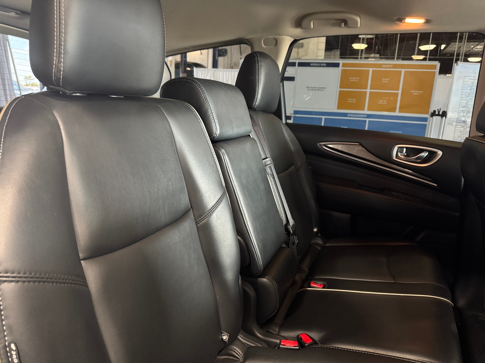 Thumbnail: 2019 INFINITI QX60 - 5