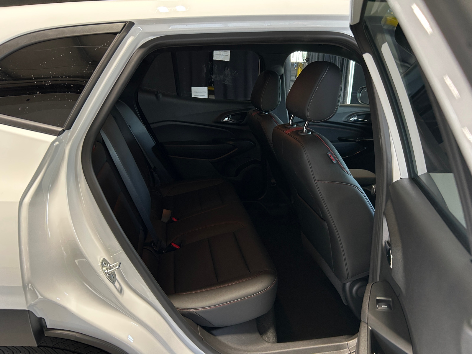 Thumbnail: 2025 Chevrolet Trax - 5