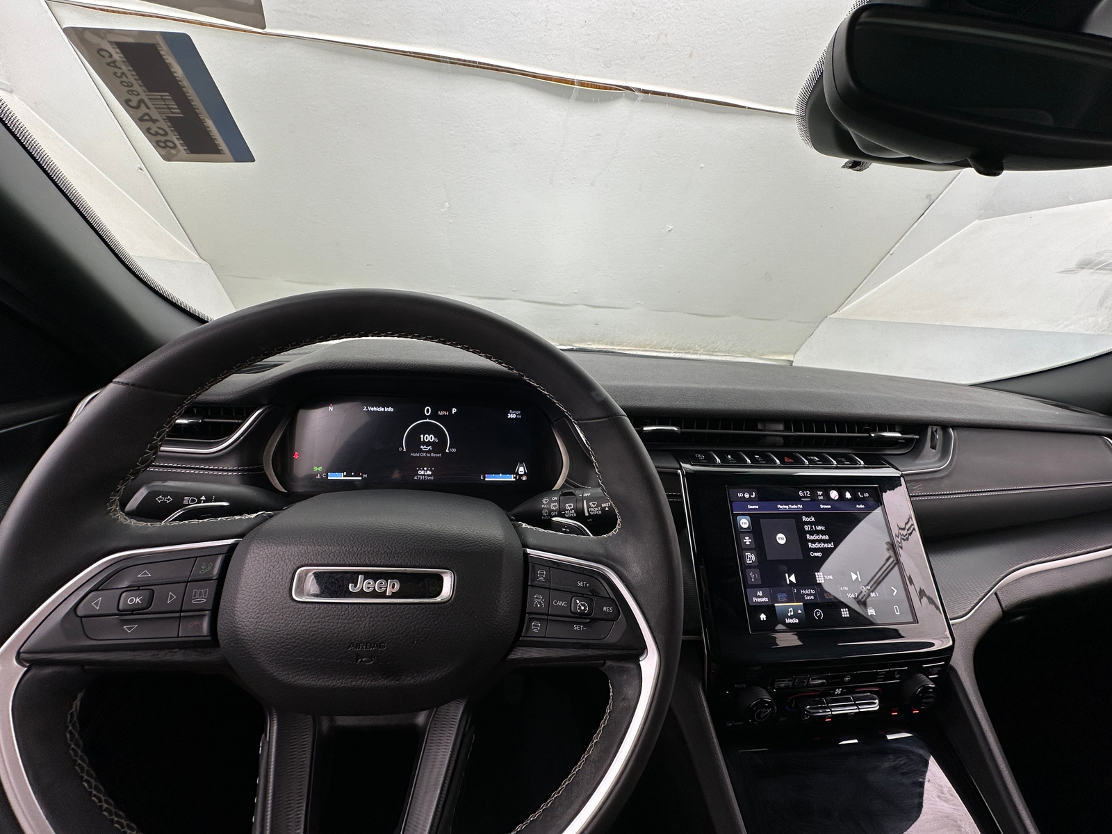 Thumbnail: 2023 Jeep Grand Cherokee L - 3