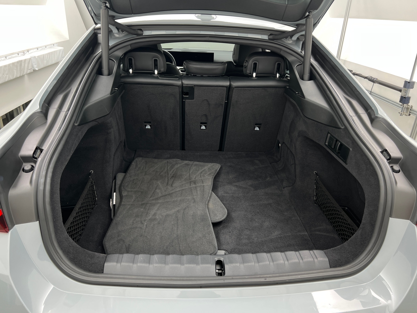 Thumbnail: 2022 BMW i4 - 5