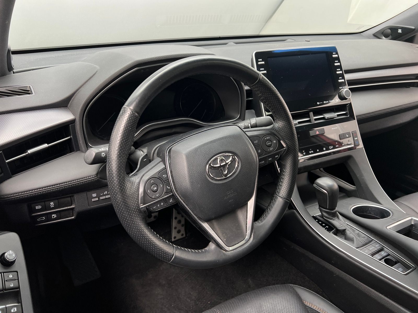 Thumbnail: 2021 Toyota Avalon - 4