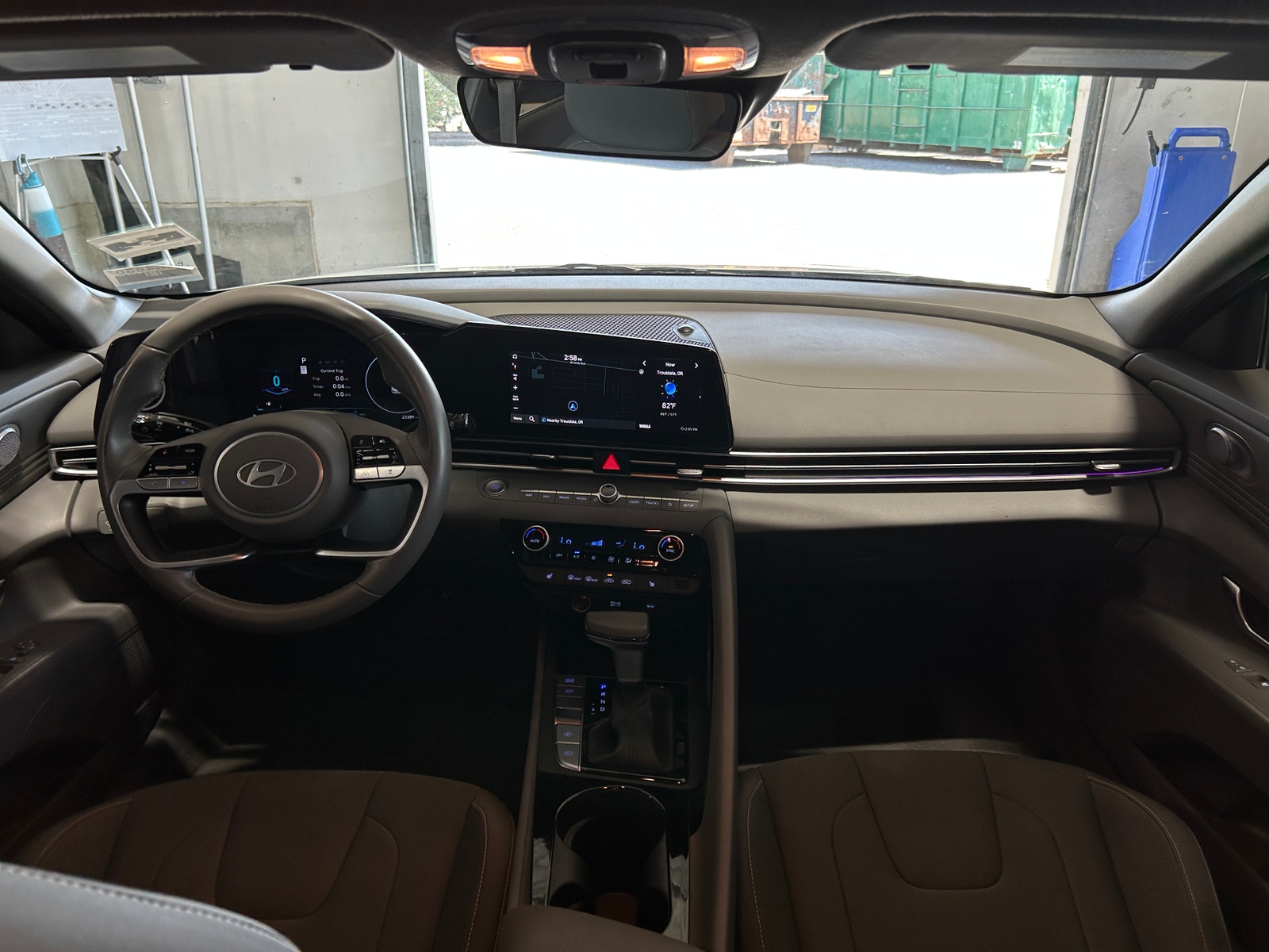 Thumbnail: 2024 Hyundai Elantra - 3