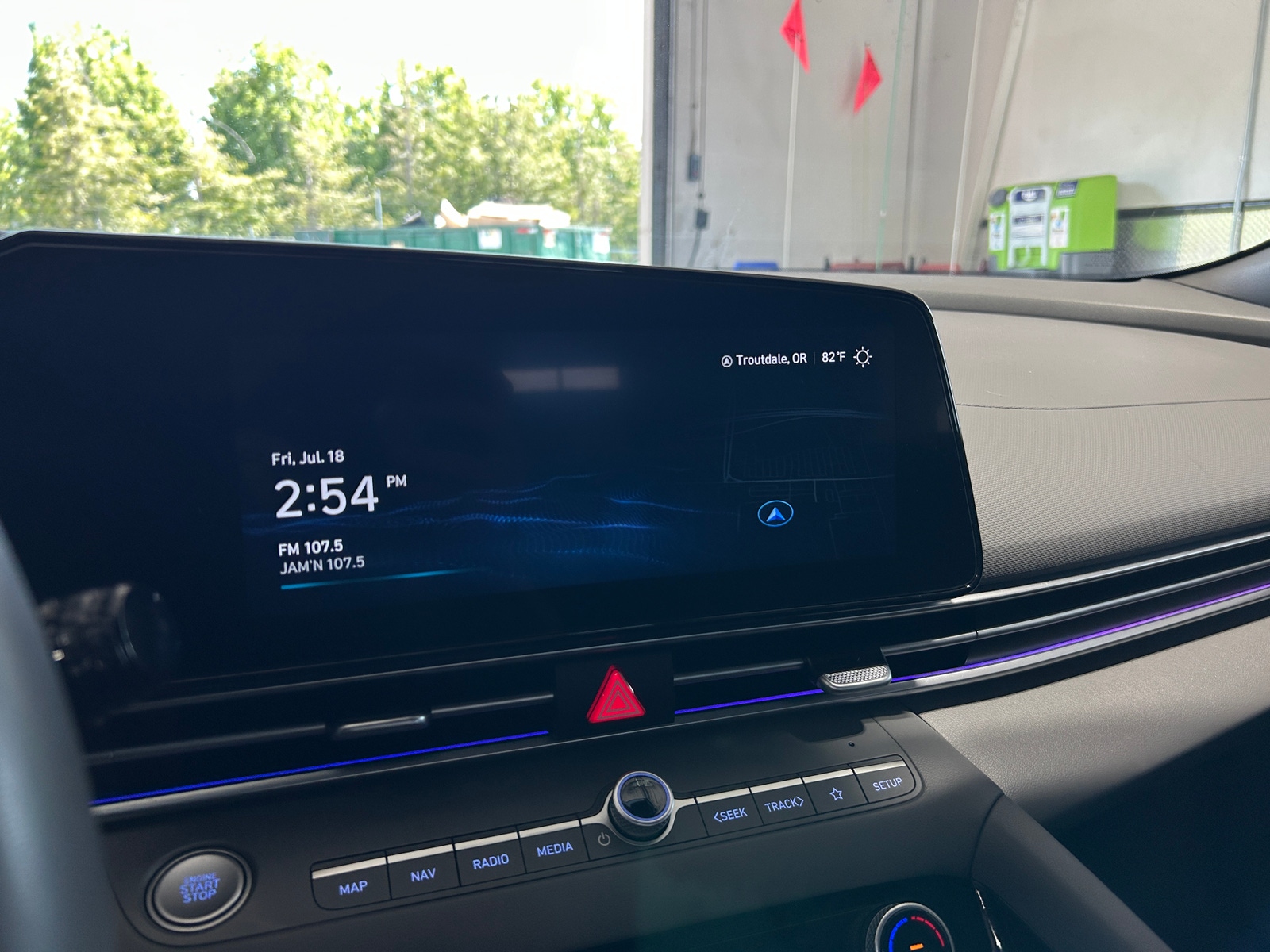 Thumbnail: 2024 Hyundai Elantra - 4