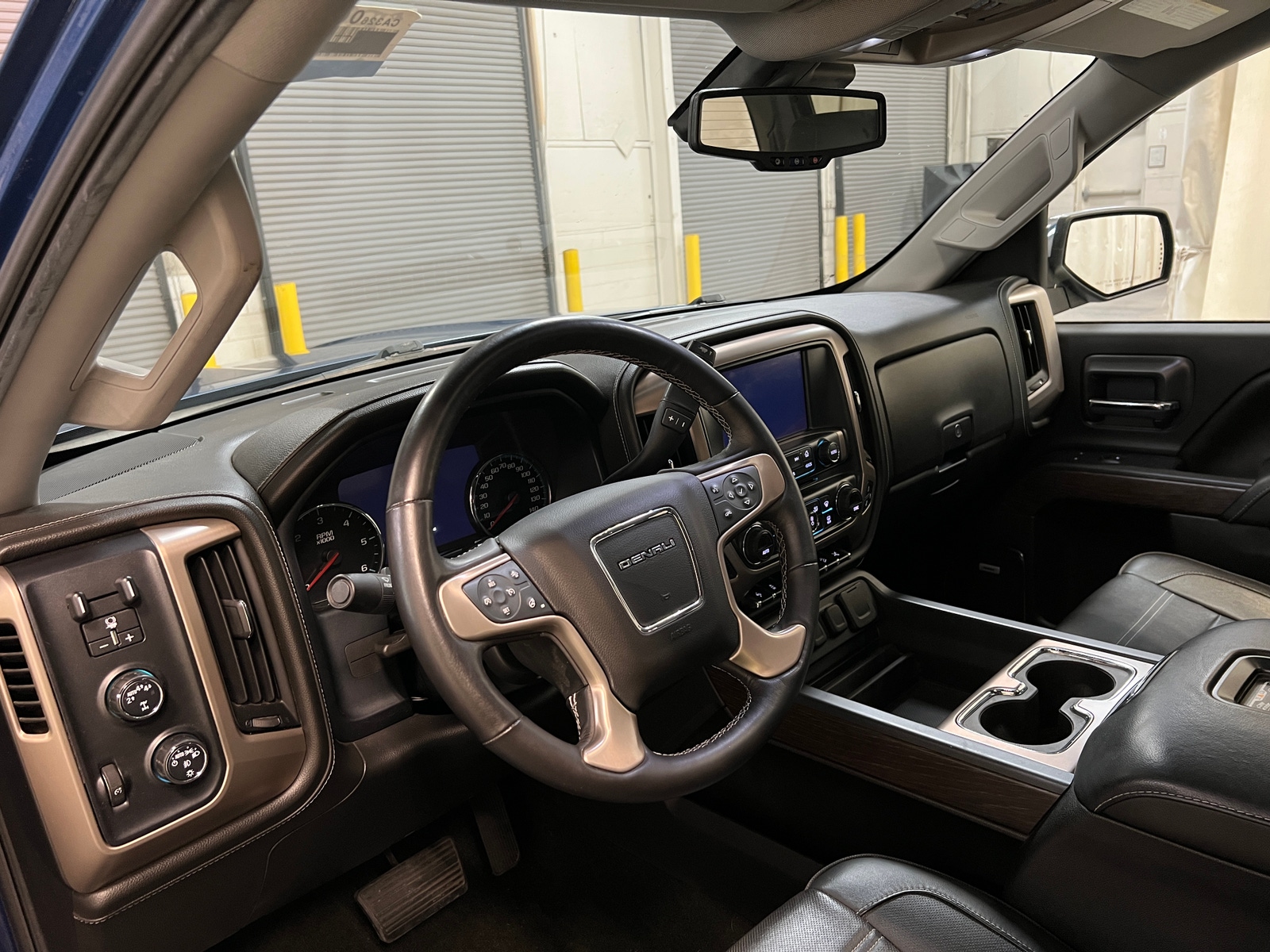Thumbnail: 2017 GMC Sierra 1500 - 2