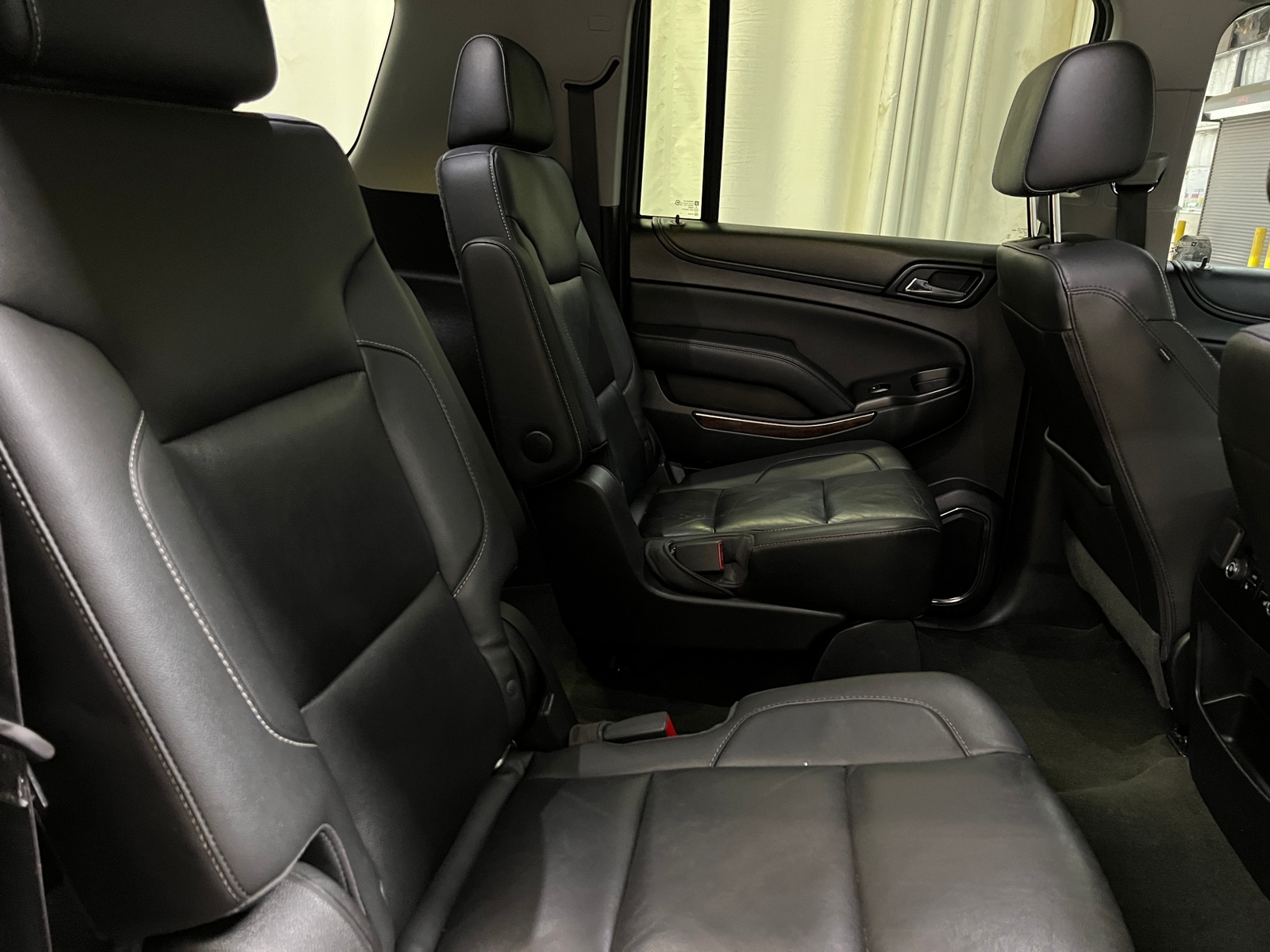 Thumbnail: 2018 Chevrolet Suburban - 5